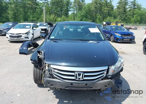2011 Honda Accord 2.4 Se z USA, uszkodzony, nr VIN 1HGCP2F65BA108127